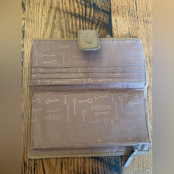 Fossil wallet, hippie boho colorful wallet weaved metal bird - Picture 6 of 8